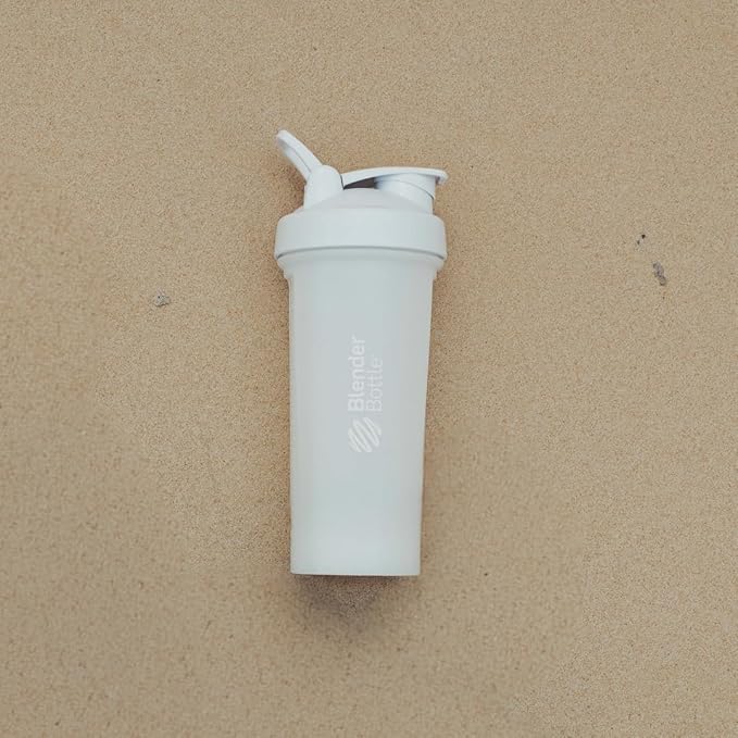 BlenderBottle Classic V2 Shaker Bottle Perfect for Protein Shakes and Pre Workout, 20-Ounce, White