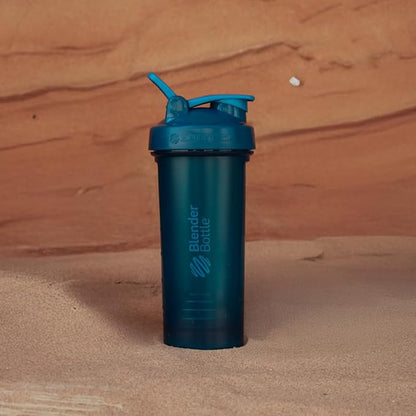 BlenderBottle Classic V2 Shaker Bottle Perfect for Protein Shakes and Pre Workout, 32-Ounce, Ocean Blue