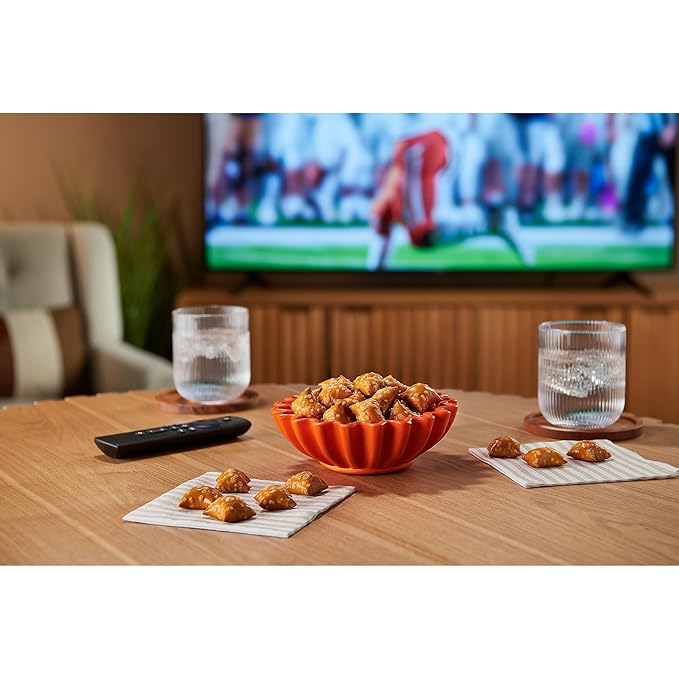 Reese's Filled Pretzels, Peanut Butter and Strawberry Flavored Pretzel Nuggets, Crunchy, Ready to Eat, Sweet and Salty Snack, 18 oz Cannister (Pack of 2)