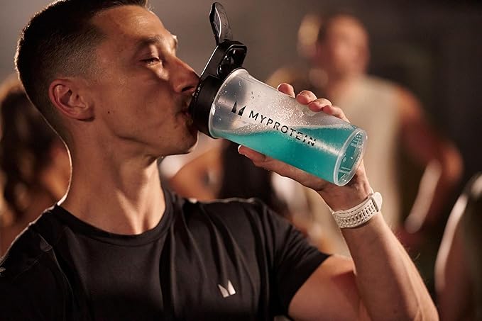 Myprotein Clear Whey Isolate Protein Powder, 20 Servings (1.1lbs) Blue Raspberry, 20g Protein per Serving, Naturally Flavored Drink Mix, Daily Protein Intake for Superior Performance