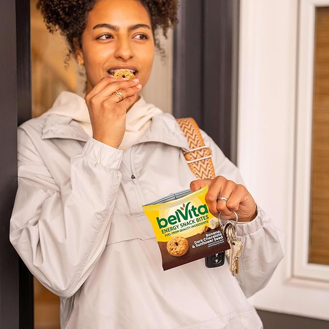 belVita Energy Snack Bites Variety Pack, Banana Dark Chocolate & Sunflower Seed, Blueberry & Sunflower Seed, 15 Snack Packs